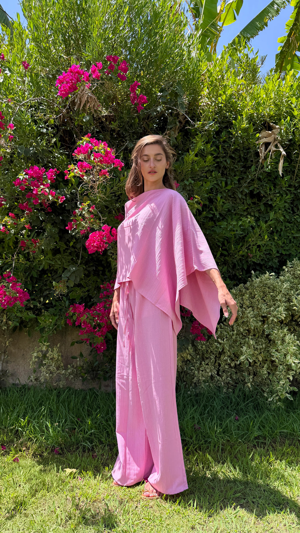 Daydream set in baby pink