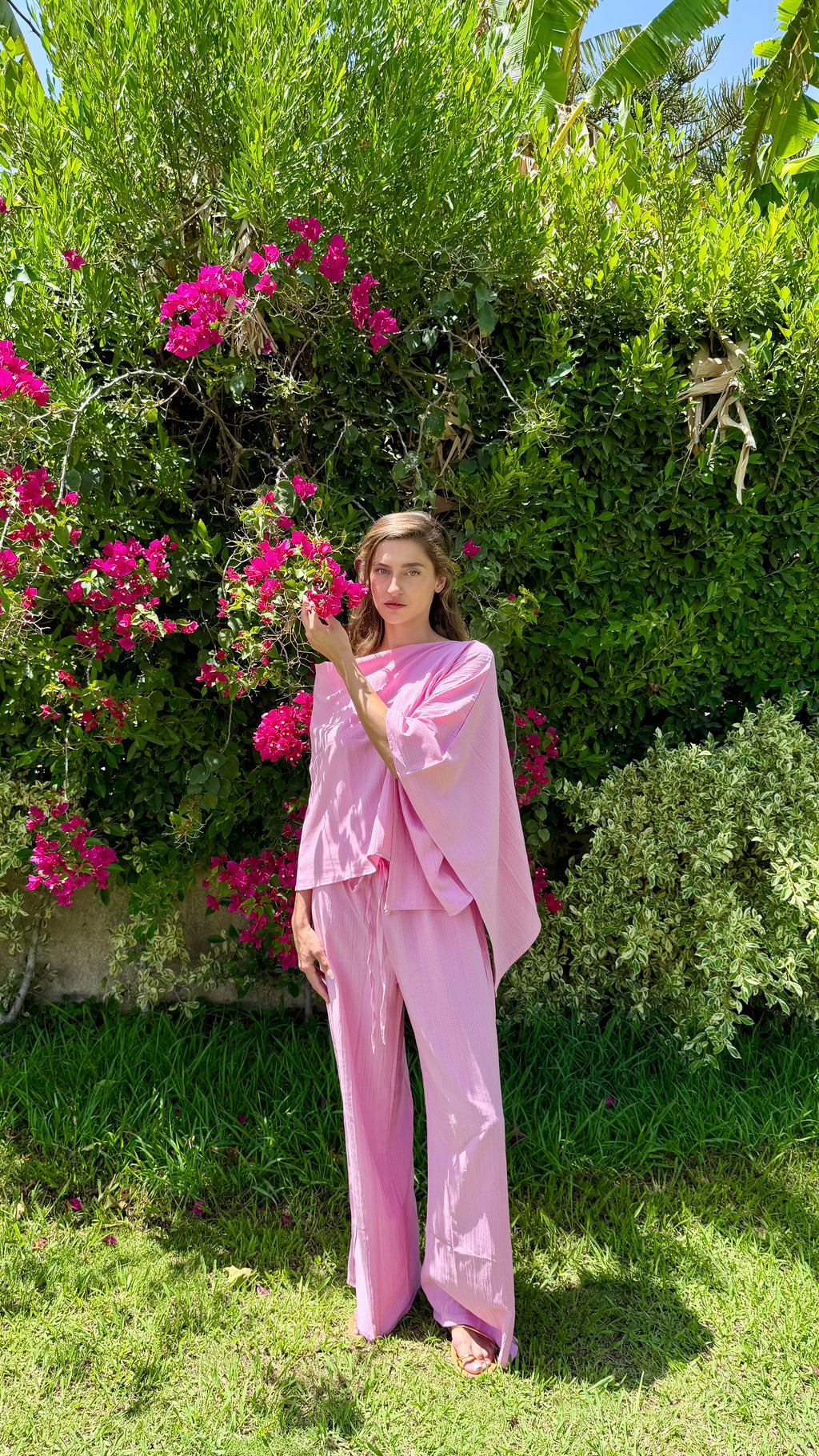 Daydream set in baby pink