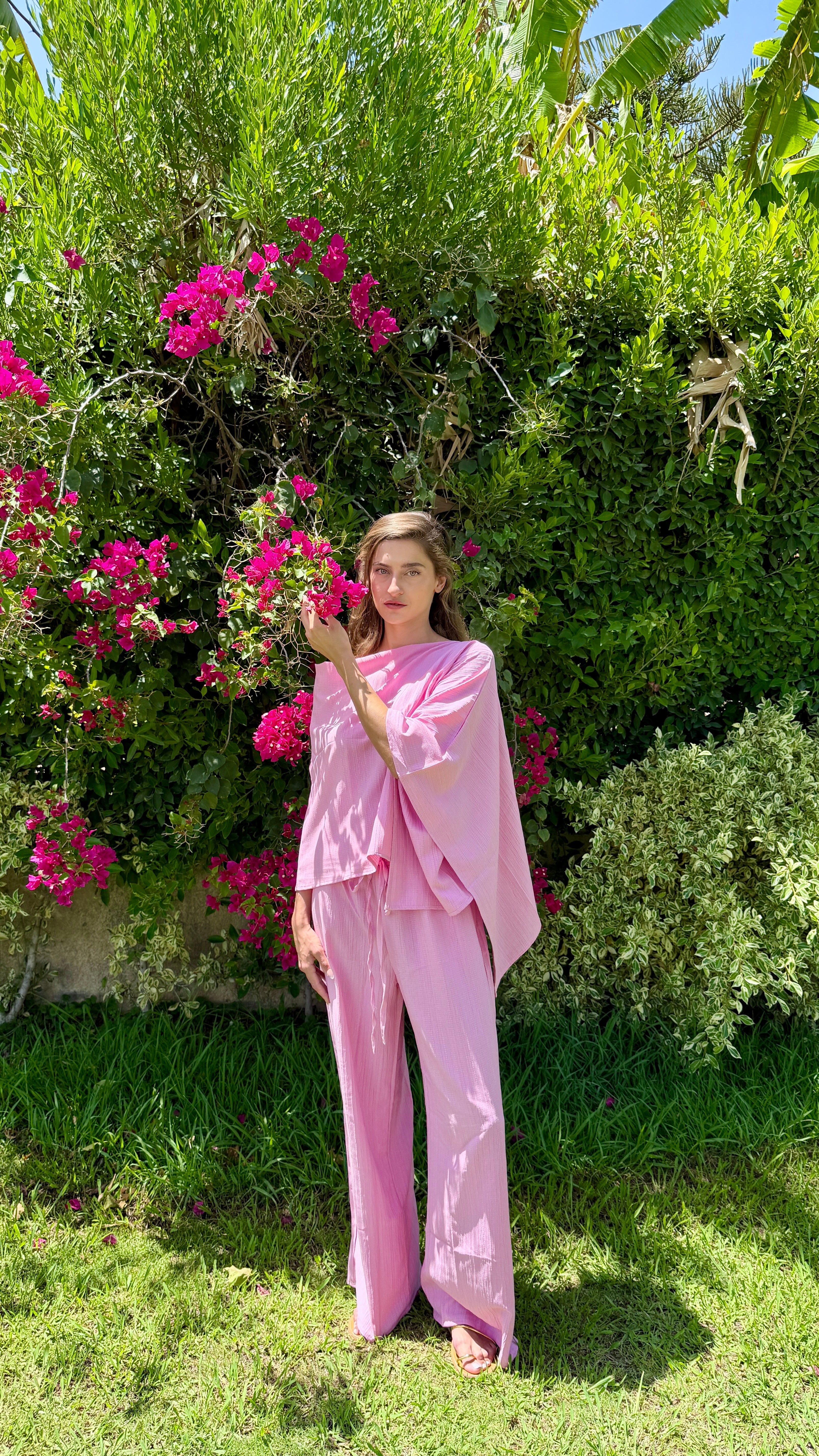 Daydream set in baby pink